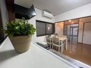 i Home Osaka ZEN NEST Rare 4BR Traditional House Authentic Machiya Living Quiet Central