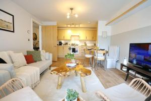 Free Parking X2 Walk To Man City Manchester - Pass the Keys