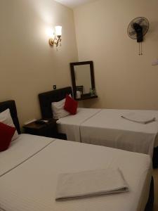 Forever City Hotel