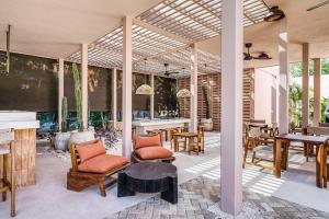 Fast Wi-Fi 1BR in Tulum with Pool, Restaurant, Gym