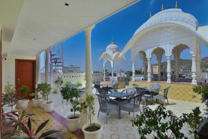 Trim Boutique Parkota Haveli