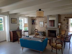 Charmante Maison de village avec linge fourni - plage à 12km