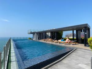 The base in pattaya condo