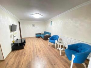 Freedom Square apartment