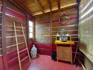 Lodges L-escoundetto Nuit insolite a deux pas de Rocamadour : photos des chambres