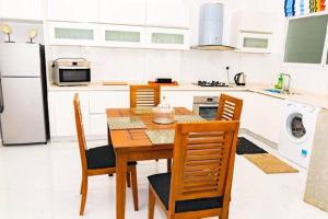 Sea View Condo by Ceylon Spaces