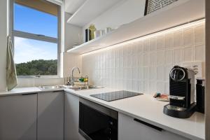 Six On N Apartments - Managed by Propr