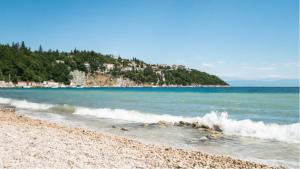 Nona - 200m from the beach