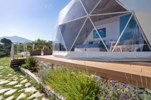 Dome on the hill with Jacuzzi