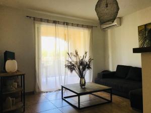 Rez de chaussez de villa 4 personnes mer