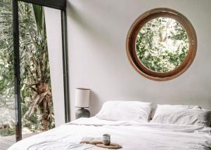 Ubud zen river house, secluded tranquil retreat in nature