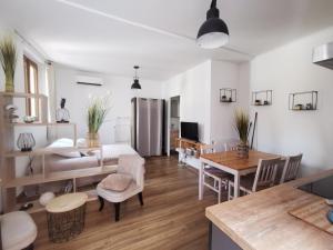 L'Appart Montignac Lascaux - 3hvězdičkové hotely ve městě Montignac