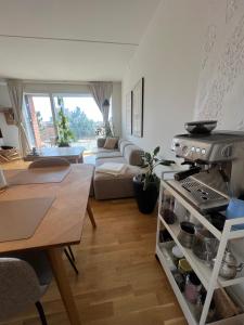 Lejlighed med udsigt til vandet