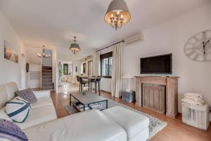 Beachside Villa in Carib Playa