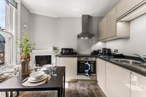 Modern Apartment in the Heart of Bath