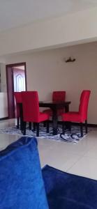 Lux Suites Mango Court Apartments