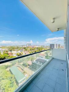 9 Roomy Urban Escape