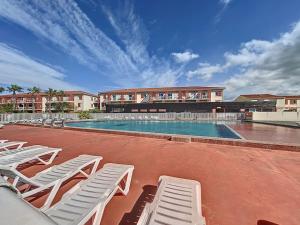 3543-Appartement 4 couchages dans une résidence avec piscine