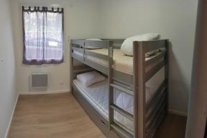 Maisons de vacances gite Le Jardin de Pierrot 14per 26400 Montclar Sur Gervanne : photos des chambres