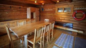 Kolga puhkemaja Pühajärvel