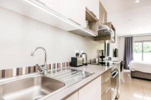 Capital on Bath Apartments