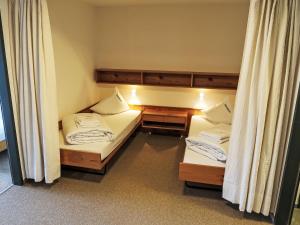 Apartment Apt B 022 by Interhome