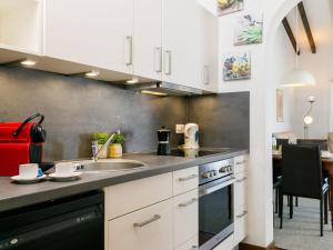 Apartment Residenza Miralago Apt- B15 by Interhome