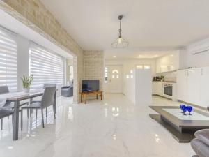 Holiday Home Chavicoto by Interhome