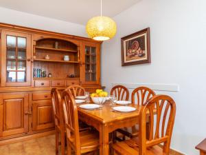 Apartment Blanca de Vilafortuny by Interhome