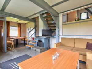 Holiday Home Dorf 1-Haus 14 by Interhome
