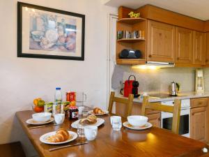 Apartment Villaggio Sureggio A3 mit TicinoTicket by Interhome