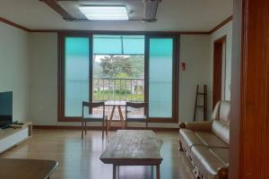 The Dream House with rooftop BBQ