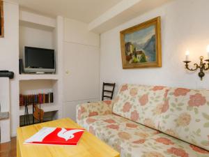 Apartment Villaggio Sureggio A6 mit TicinoTicket by Interhome