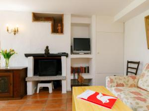 Apartment Villaggio Sureggio A6 mit TicinoTicket by Interhome