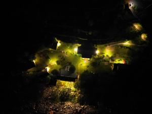 Thehraav By The River - Mudhouse Odyssey, Tirthan Valley