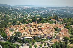 Appartements Semiramis at Villa Laurie - Happy Rentals : photos des chambres