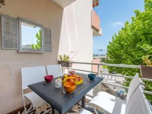 Apartment Les Hesperides-3 by Interhome - 卡瓦利耶雷