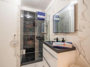 Appartements Apartment Les Hesperides-3 by Interhome : photos des chambres