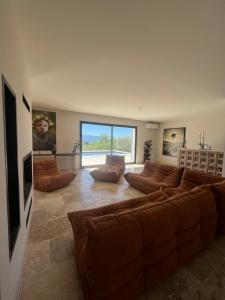 Villas Villa avec piscine et vue panoramique du Luberon : photos des chambres