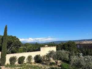 Villas Villa avec piscine et vue panoramique du Luberon : photos des chambres