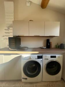 Villas Villa avec piscine et vue panoramique du Luberon : photos des chambres