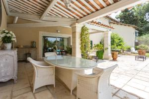 Villas Le Mas du Chateau en Provence : photos des chambres