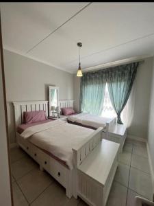 3 Bedroom Beach Facing Apartment