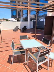 Family spacious apartment, terrace, kitchen, city view, free parking and WiFi