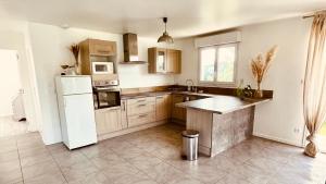 Appartements Sweet home 74 : photos des chambres