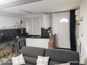 Maisons de vacances Maison calme, clim, Smart TV, wifi , coeur Saint-Amand : photos des chambres