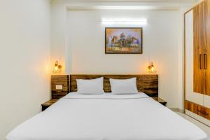 Peacefulhuts Premium 2BHK near IGI and Manipal Hospital