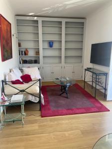 Appartements Surplombant le port de Beaulieu sur mer : photos des chambres