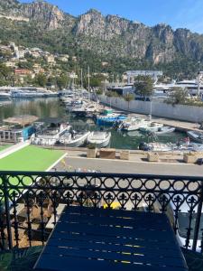 Appartements Surplombant le port de Beaulieu sur mer : photos des chambres