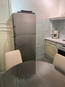 Appartements Surplombant le port de Beaulieu sur mer : photos des chambres